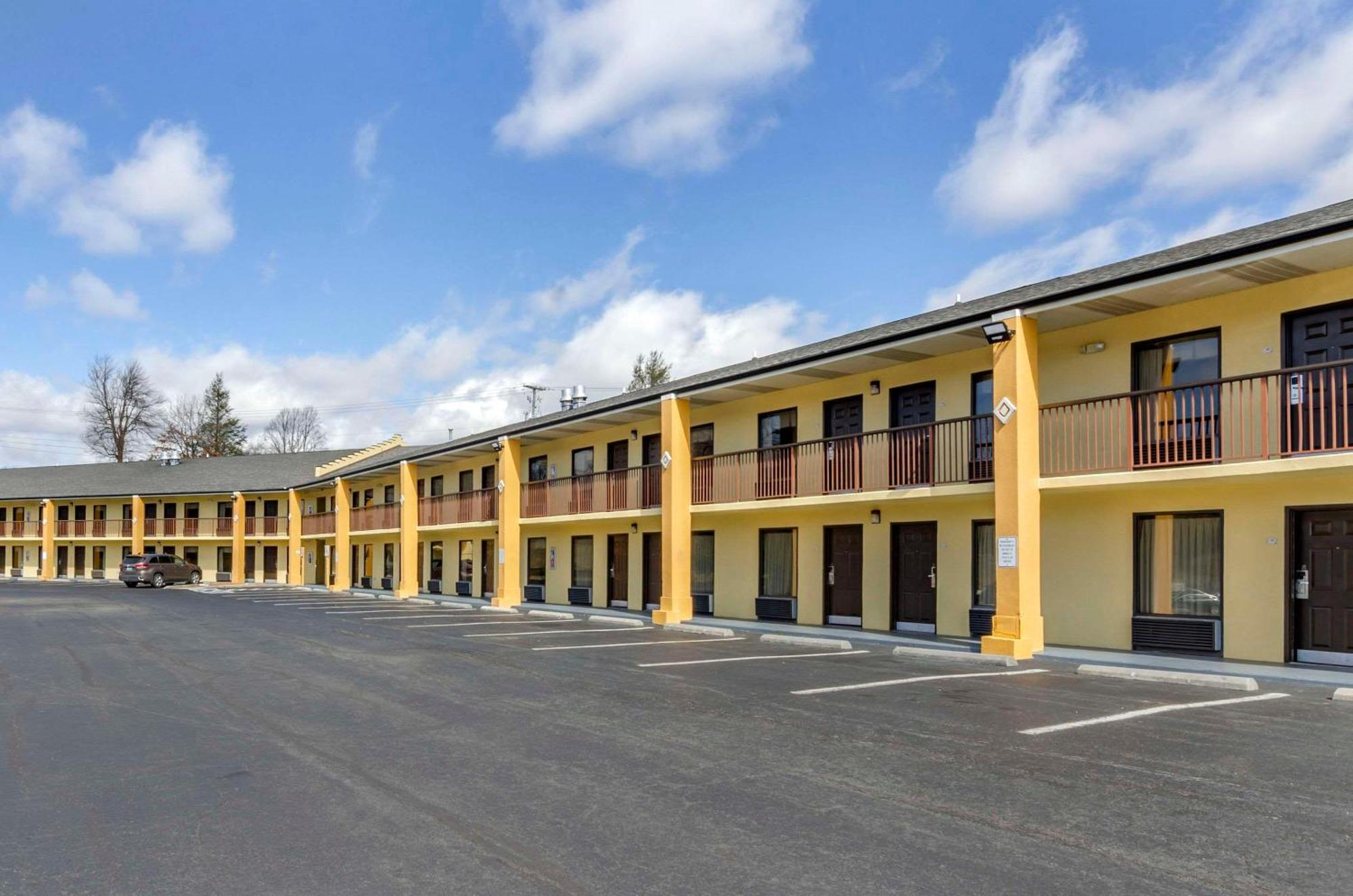 Quality Inn Hillsville Exterior foto